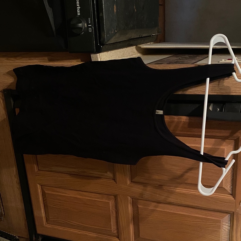 Women's Black Sleeveless Top